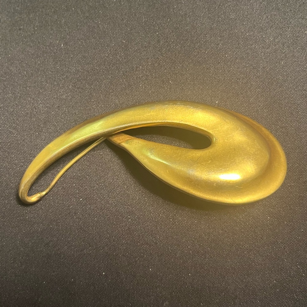 Robert Lee Morris Vintage Gold Windswept Pin